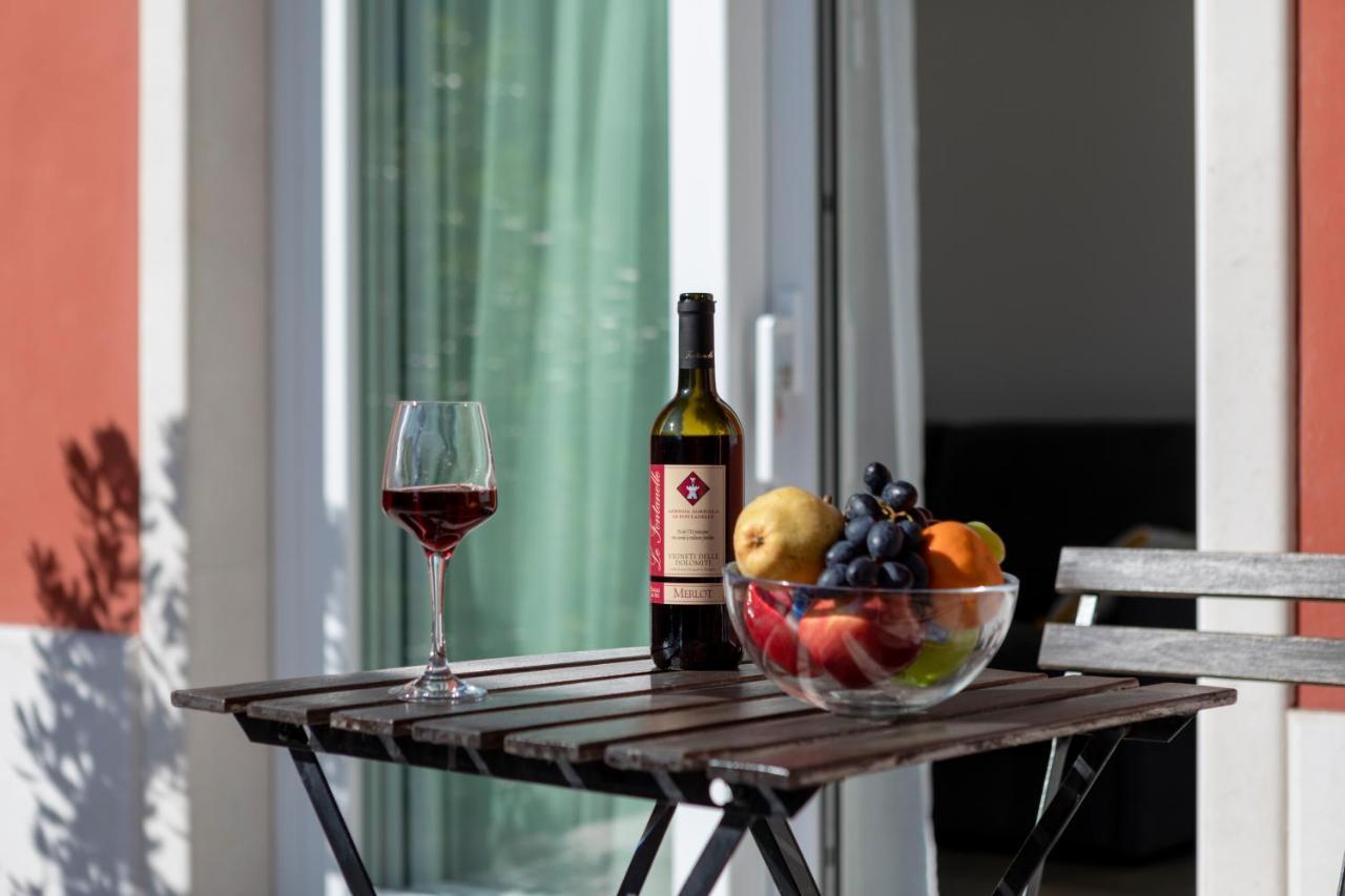 Residenza Ai Ferrari Διαμέρισμα Ρίβα ντελ Γκάρντα Εξωτερικό φωτογραφία