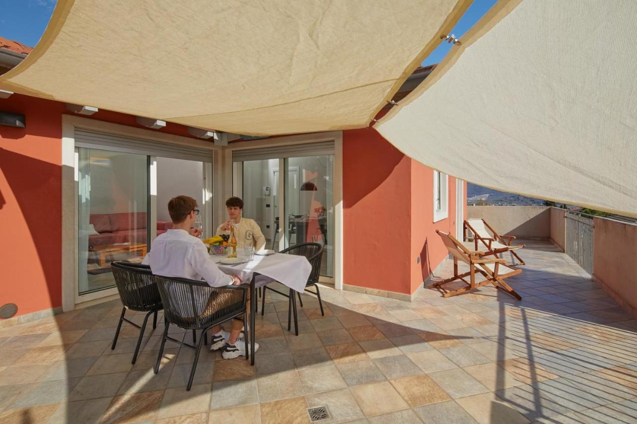 Residenza Ai Ferrari Διαμέρισμα Ρίβα ντελ Γκάρντα Εξωτερικό φωτογραφία